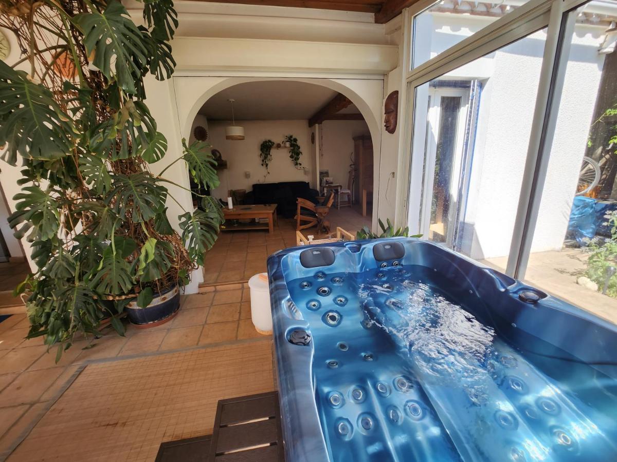 Villa Spa Coconing Pennautier Exteriör bild